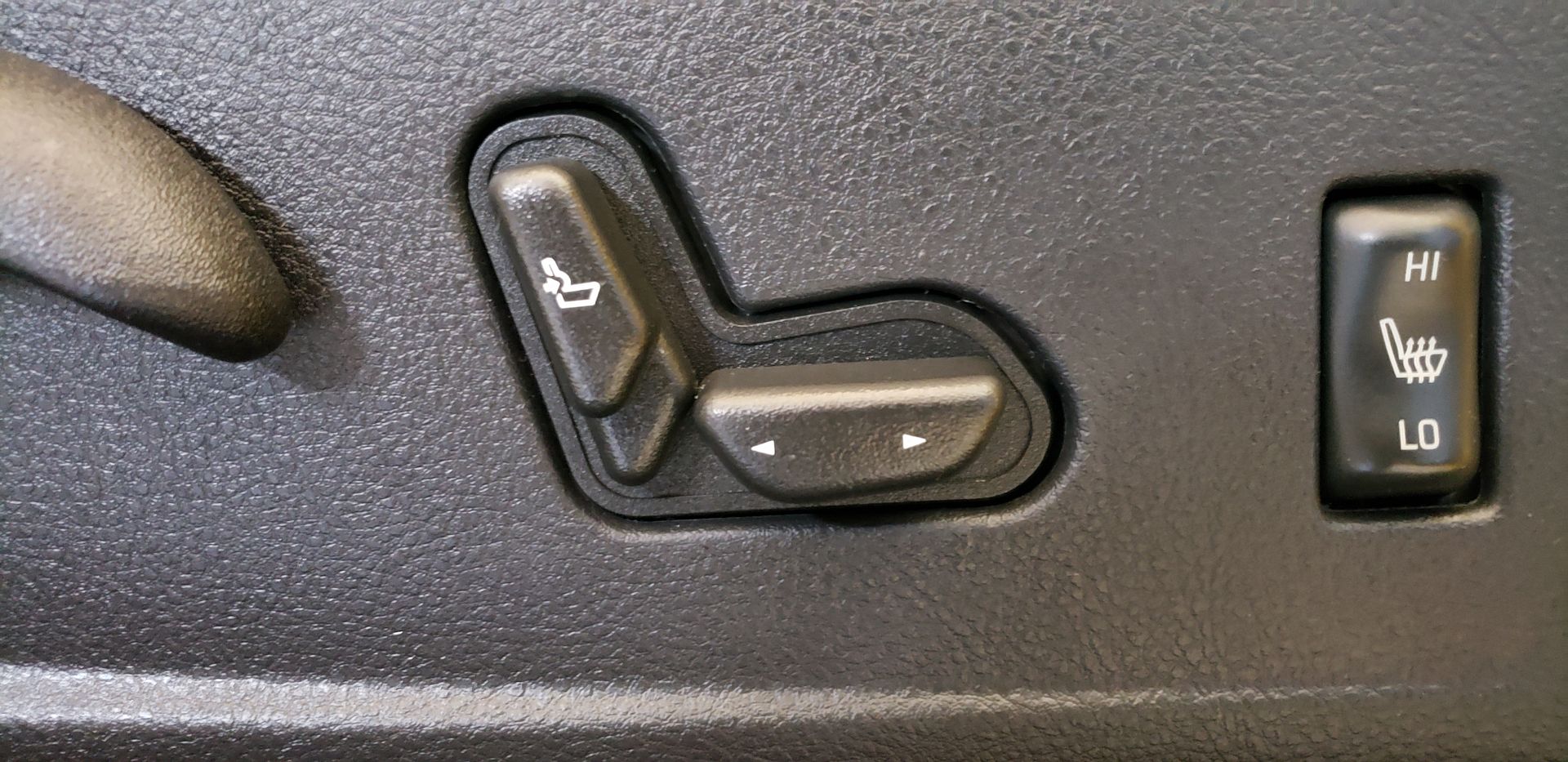 Passenger side seat control switch upside down?? Chevy SSR Forum